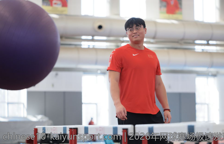 2026年网球赛场极速发球的精彩瞬间回顾